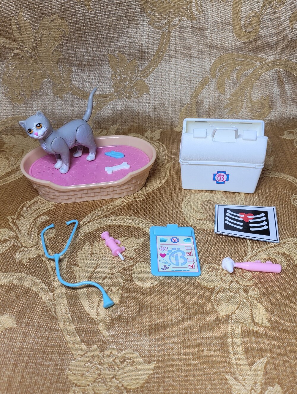 1995 Barbie Pet Doctor Cat With Working Bed Sounds Accessories